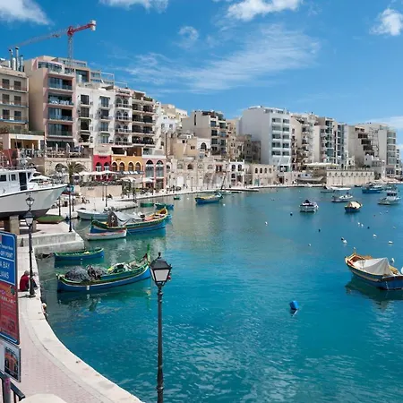 Spectacular Valletta And Harbour Views Appartement Sliema