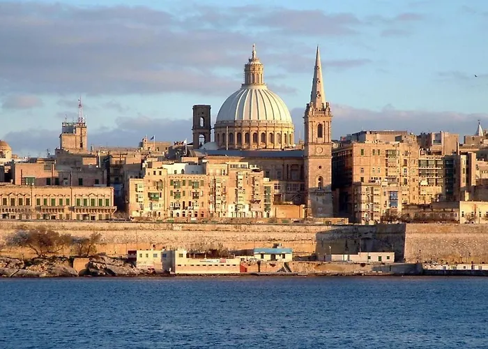 Spectacular Valletta And Harbour Views Апартаменты *