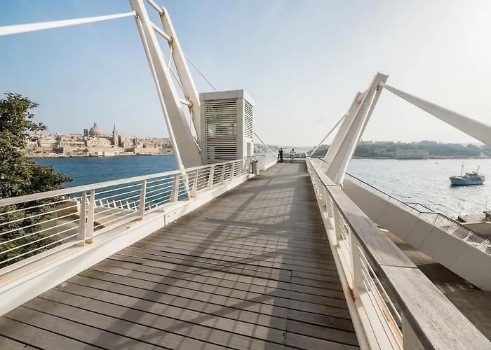 Апартаменты Spectacular Valletta And Harbour Views